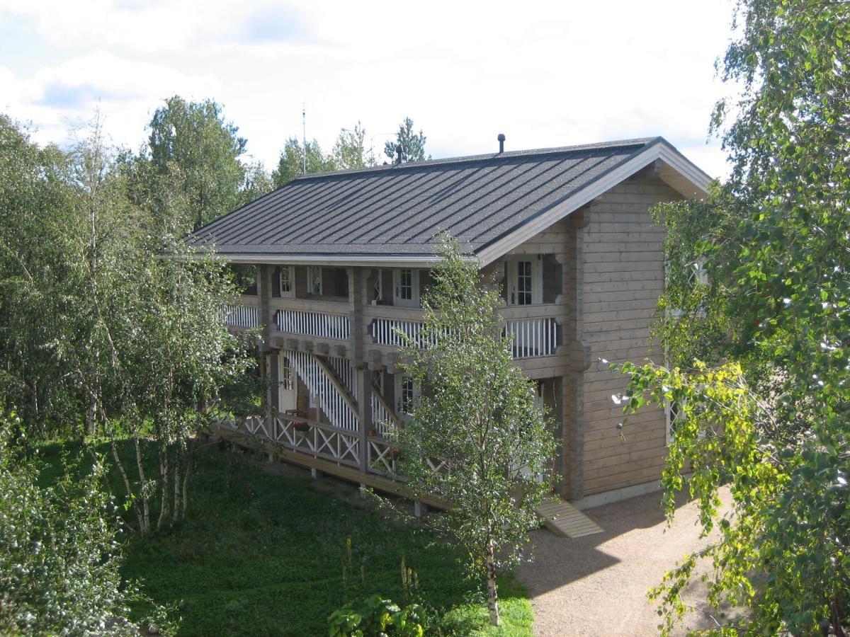 Santa'S Little Village - Hotel Uitonniemi Kemijarvi Bagian luar foto