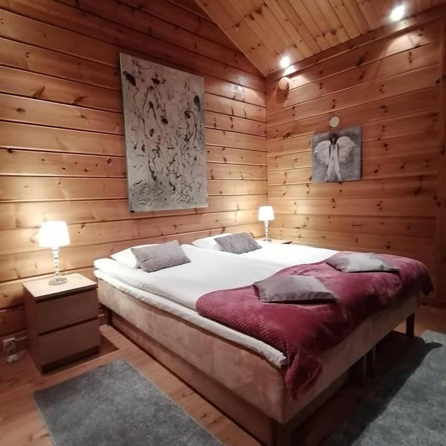 Santa'S Little Village - Hotel Uitonniemi Kemijarvi Bagian luar foto