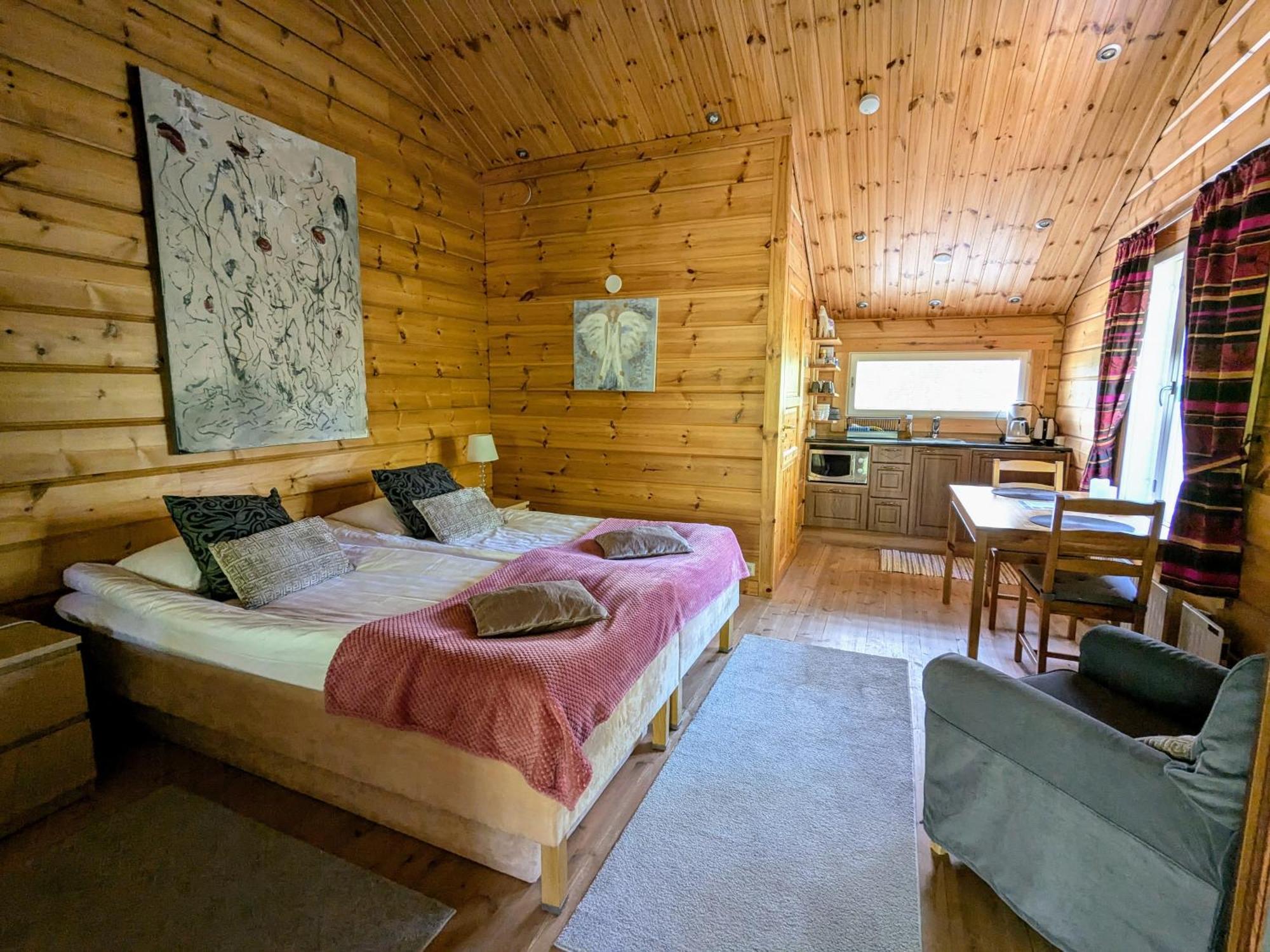 Santa'S Little Village - Hotel Uitonniemi Kemijarvi Bagian luar foto